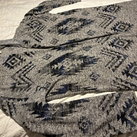 Plus Size Open Cardigan Tribal Style Gray And Blue Print With Hood Size 26/28 - Picture 4 of 6